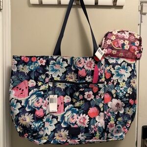 Vera Bradley Reactive Large Family Tote and Matching Pouch in Garden Picnic
